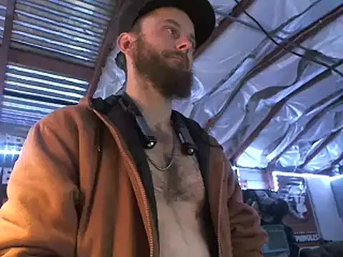 CloudDadddyyy420 online show from February 1, 2025, 9:43 am