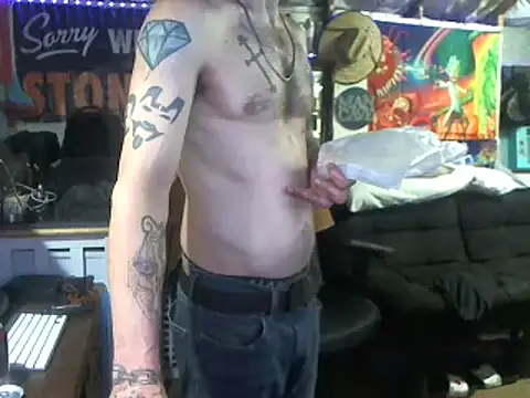 CloudDadddyyy420 online show from February 12, 2025, 7:34 am