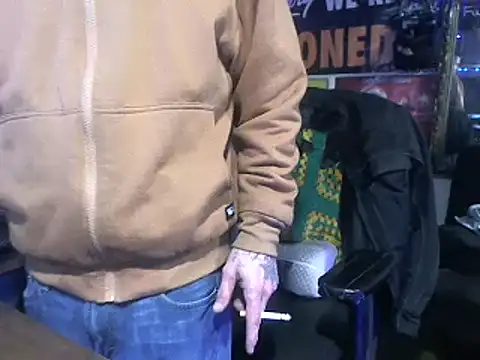 CloudDadddyyy420 online show from February 16, 2025, 10:54 am