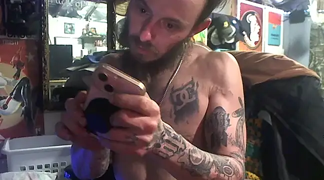 CloudDadddyyy420 online show from February 18, 2025, 10:38 am