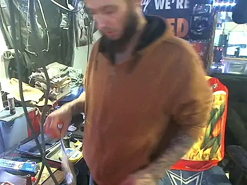 CloudDadddyyy420 online show from March 21, 2025, 6:38 am