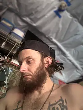 CloudDadddyyy420 online show from October 23, 2025, 2:16 pm