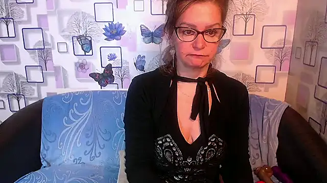 milfsexy online show from October 15, 2025, 10:26 am