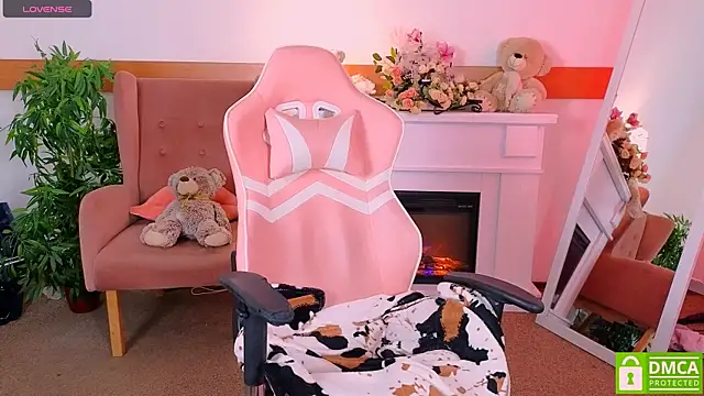 Grace and  Jacob online show from November 20, 2025, 4:29 pm