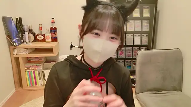 HIKARI x0 online show from April 28, 2026, 2:33 pm