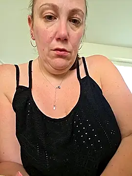 Wisie Cutie online show from March 18, 2026, 10:40 am