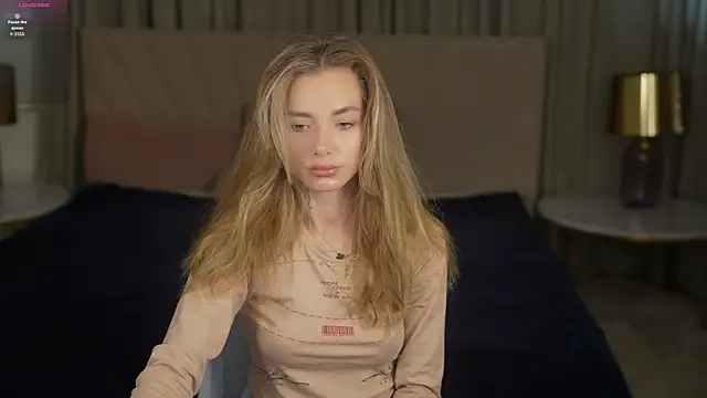 Snapshot of Kisasolo chatting on September 14, 2025, 9:08 am Kisasolo online show from September 14, 2025, 9:08 am