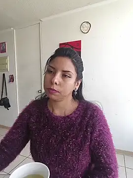 Snapshot of Diosagata chatting on July 1, 2026, 7:57 pm Diosagata online show from July 1, 2026, 7:57 pm