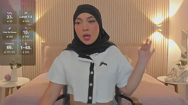 Snapshot of Sooffii_1 chatting on January 25, 2025, 2:26 am Sooffii 1 online show from January 25, 2025, 2:26 am