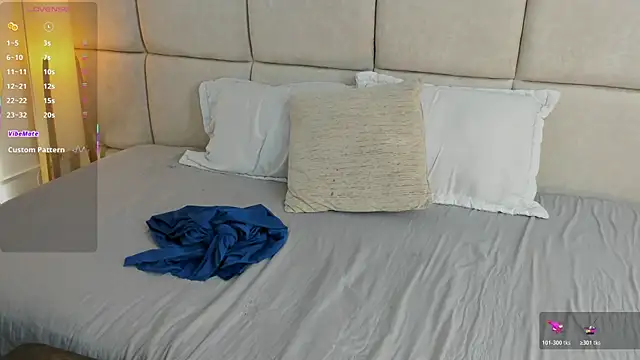 Snapshot of Sooffii_1 chatting on January 9, 2026, 2:14 am Sooffii 1 online show from January 9, 2026, 2:14 am