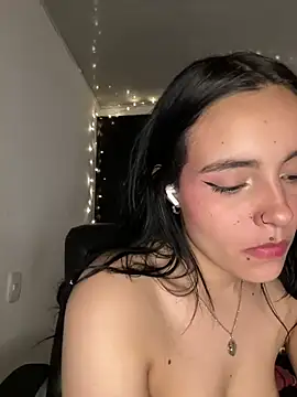 Snapshot of salome_polaniiee chatting on February 19, 2025, 5:05 am salome polaniiee online show from February 19, 2025, 5:05 am