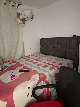 salome polaniiee online show from April 11, 2026, 7:45 am