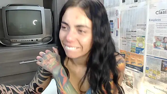 i am nina  online show from February 25, 2025, 4:46 am