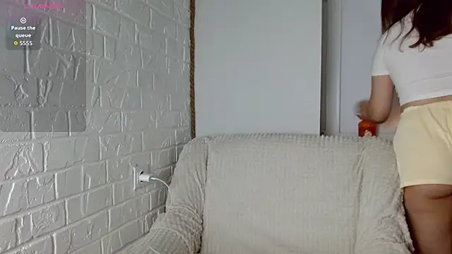 SayMeow  online show from September 18, 2025, 3:14 pm