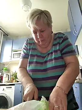 EffectFiona online show from February 14, 2025, 3:54 am