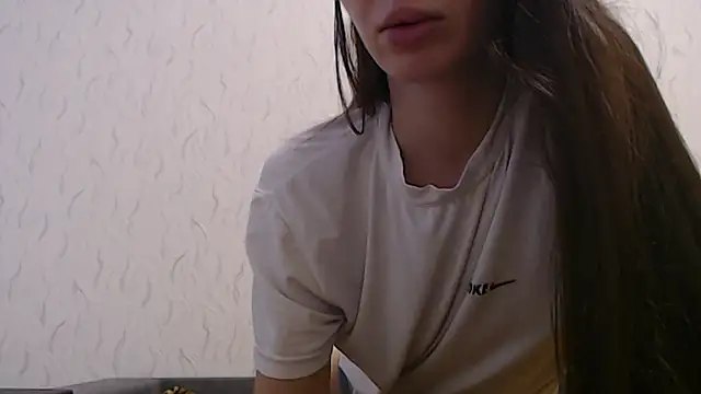 HoneyWiles online show from January 11, 2026, 2:11 pm