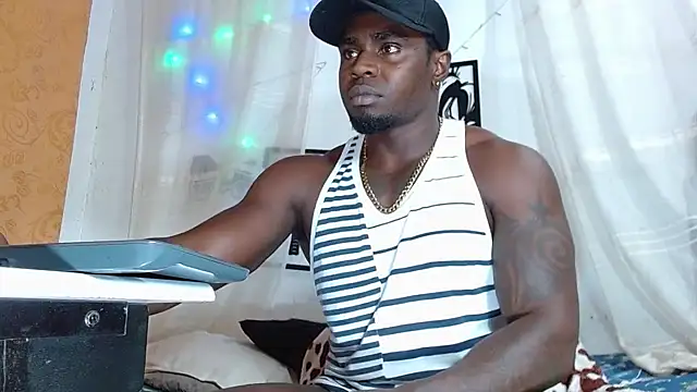 Snapshot of angel_bonbom chatting on December 22, 2024, 2:49 am angel bonbom online show from December 22, 2024, 2:49 am