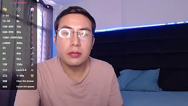 andrewmhilton  online show from February 24, 2025, 5:31 pm