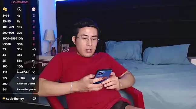 andrewmhilton  online show from February 28, 2025, 1:15 am