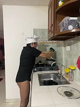 andrewmhilton  online show from March 3, 2025, 7:49 pm