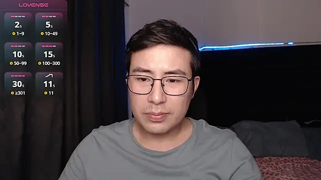 andrewmhilton  online show from January 19, 2026, 6:39 am