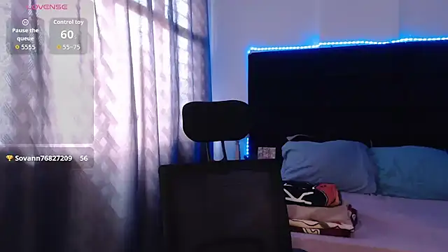 andrewmhilton  online show from April 9, 2026, 6:35 pm