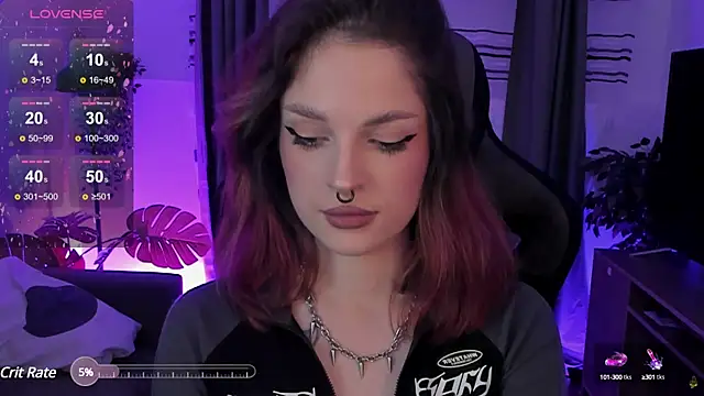 BratzieDarsie online show from February 12, 2025, 11:40 am