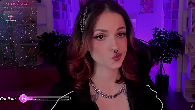 BratzieDarsie online show from March 7, 2025, 11:51 am