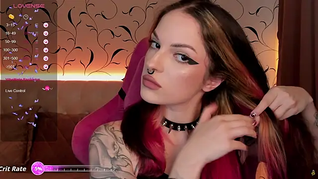 BratzieDarsie online show from September 17, 2025, 10:17 am