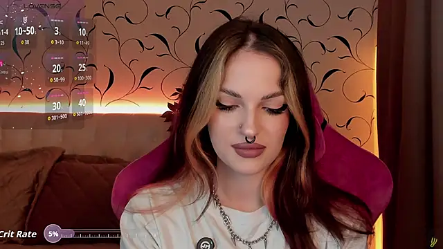 BratzieDarsie online show from October 10, 2025, 9:30 am