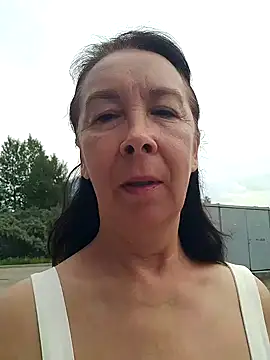 Snapshot of Celine_Faer1 chatting on June 8, 2026, 11:10 am Celine Faer1 online show from June 8, 2026, 11:10 am