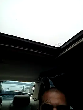 Stomps33 online show from October 25, 2025, 2:46 pm