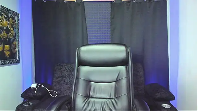 jhonnysnow17 online show from October 25, 2025, 12:40 am