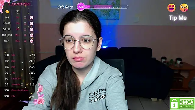Snapshot of Aminabeatris chatting on January 24, 2025, 12:31 pm Aminabeatris online show from January 24, 2025, 12:31 pm