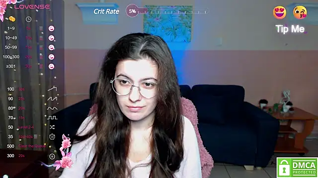 Snapshot of Aminabeatris chatting on February 13, 2025, 12:43 pm Aminabeatris online show from February 13, 2025, 12:43 pm