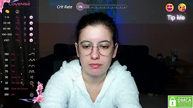 Snapshot of Aminabeatris chatting on February 20, 2025, 12:36 pm Aminabeatris online show from February 20, 2025, 12:36 pm
