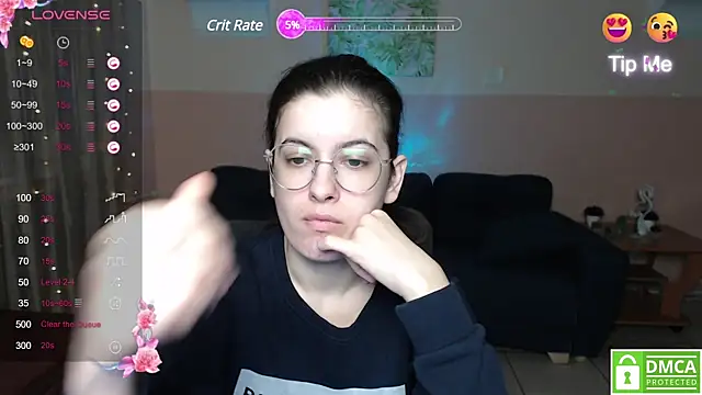 Snapshot of Aminabeatris chatting on February 22, 2025, 6:28 am Aminabeatris online show from February 22, 2025, 6:28 am