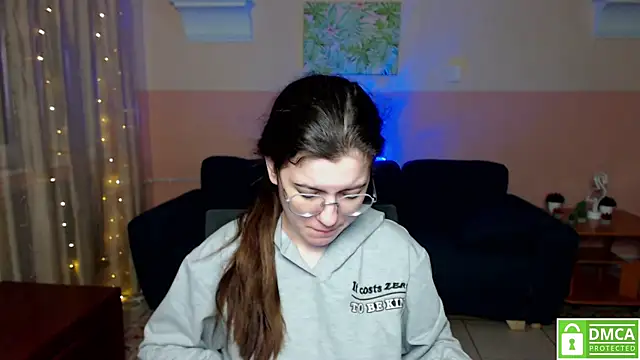 Snapshot of Aminabeatris chatting on March 12, 2025, 6:29 am Aminabeatris online show from March 12, 2025, 6:29 am