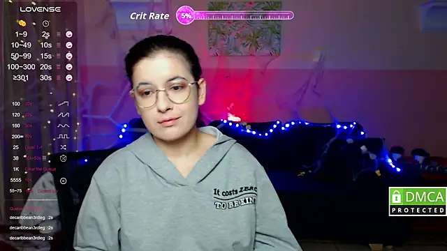 Aminabeatris online show from November 1, 2025, 6:26 am