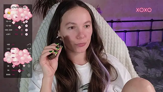 lil luna x online show from March 24, 2026, 8:03 pm