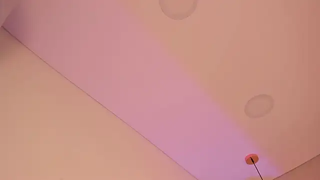 cute  cherry  online show from December 4, 2025, 8:39 pm