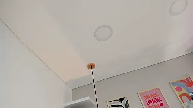 cute  cherry  online show from December 15, 2025, 8:46 pm