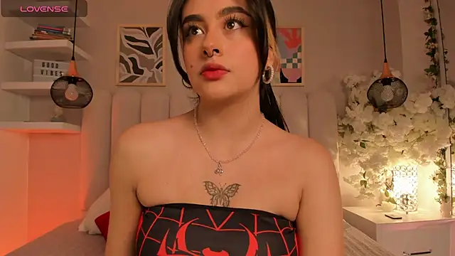 cute  cherry  online show from March 4, 2026, 8:26 pm