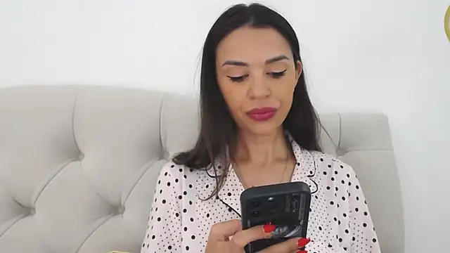 Mika Gold online show from September 16, 2025, 10:27 am