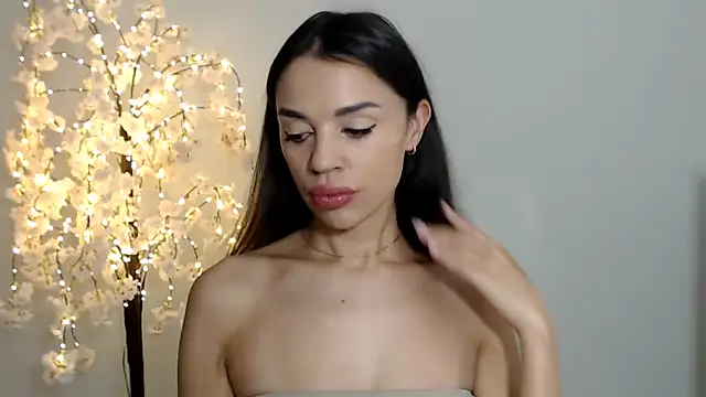 Mika Gold online show from September 26, 2025, 10:30 am