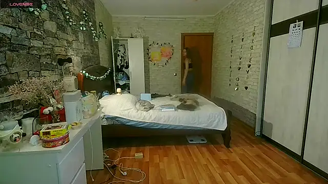Snapshot of __Aphrodita__wow__ chatting on June 27, 2026, 1:06 pm Aphrodita wow online show from June 27, 2026, 1:06 pm