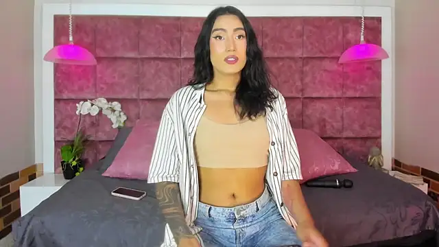 Taly Fox online show from February 25, 2025, 9:02 pm