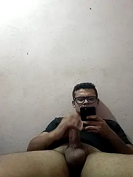 Snapshot of Novin18RJ chatting on February 16, 2025, 6:10 pm Novin18RJ online show from February 16, 2025, 6:10 pm