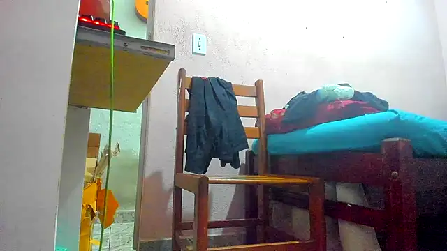 Snapshot of Novin18RJ chatting on March 18, 2025, 8:03 am Novin18RJ online show from March 18, 2025, 8:03 am