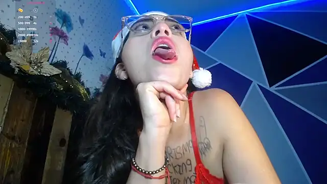 DaMikaela  online show from December 2, 2025, 6:58 pm